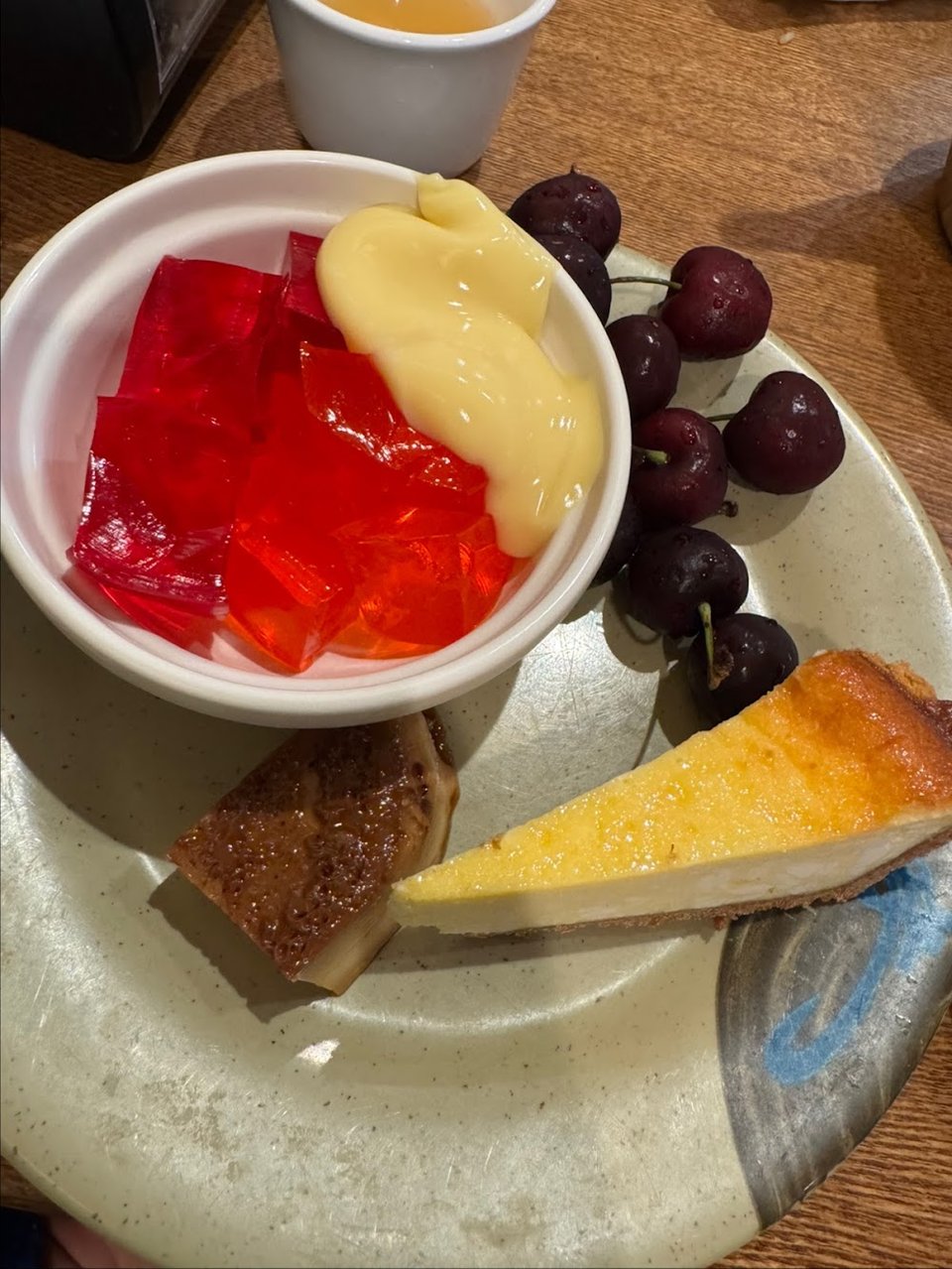 Fresh Fruit Cheesecake